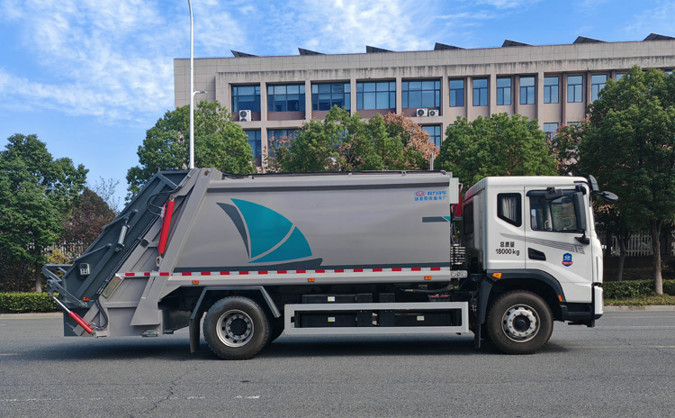 東風華神純電動高端壓縮垃圾車圖片3
