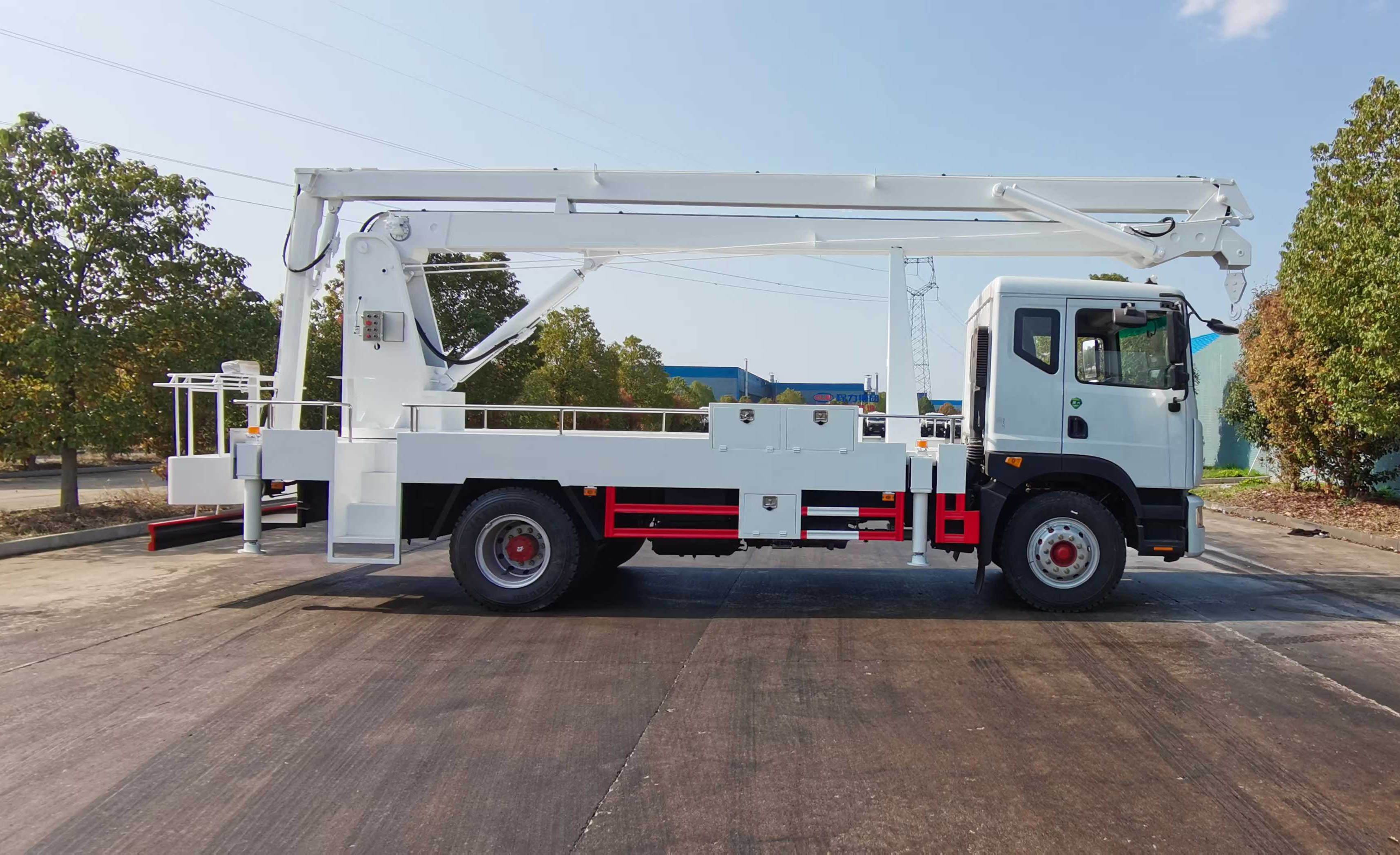 東風多利卡21米折臂高空作業車圖片2