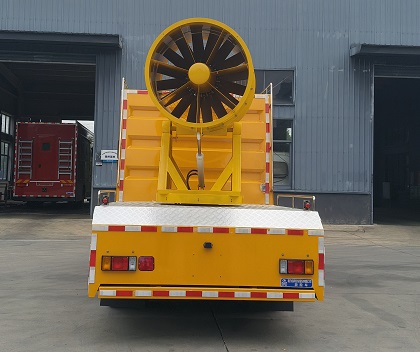 五十鈴10噸工程救險(xiǎn)搶險(xiǎn)車圖片5